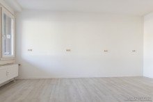 Wohnzimmer Selbst einziehen oder vermieten? Zentrale 3-Zimmer-Wohnung mit Loggia in Brackwede -VERKAUFT-
