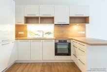 K�che Nahe der Uni - kleine Erdgeschosswohnung mit Einbauk�che und Terrasse -VERMIETET-