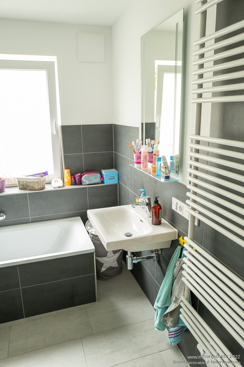 Badezimmer Erdgeschosswohnung Bielefeld