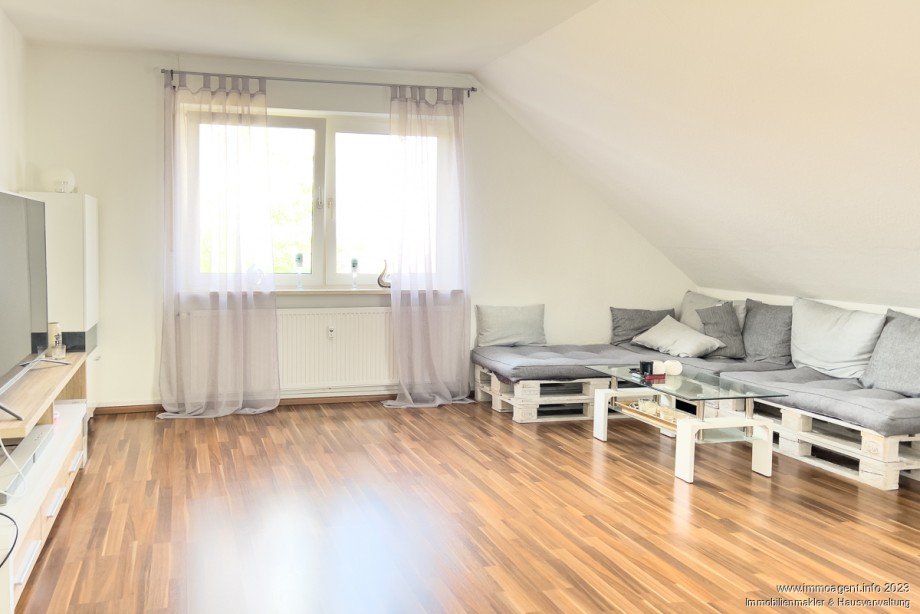 Wohnzimmer Dachgeschosswohnung Bielefeld