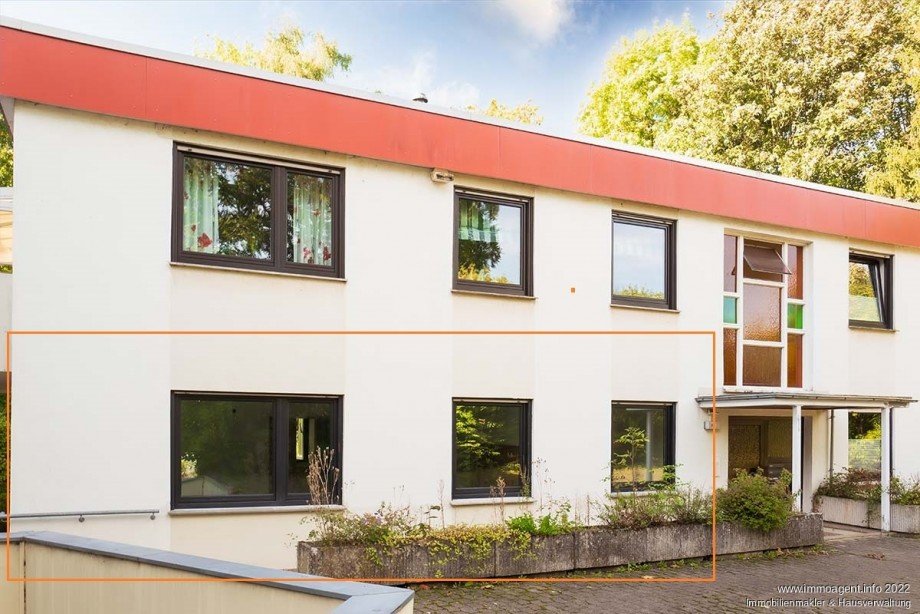 Au�enansicht vorne Etagenwohnung Bielefeld