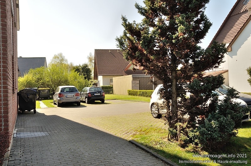 Parkpl�tze Mehrfamilienhaus Bielefeld