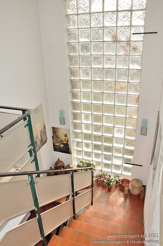 Treppenhaus Doppelhaush�lfte Bielefeld / Gellershagen