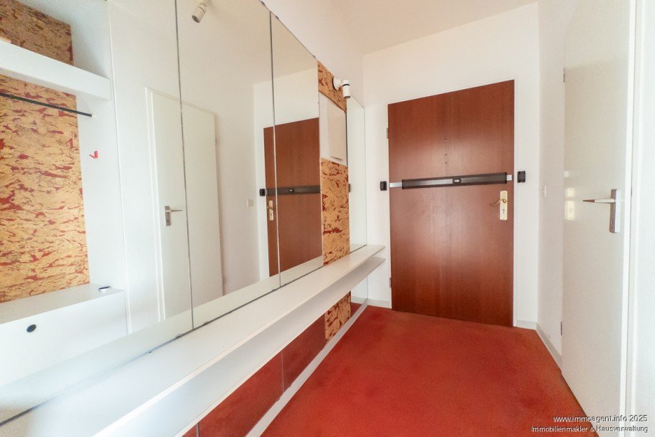 Diele Etagenwohnung Oerlinghausen