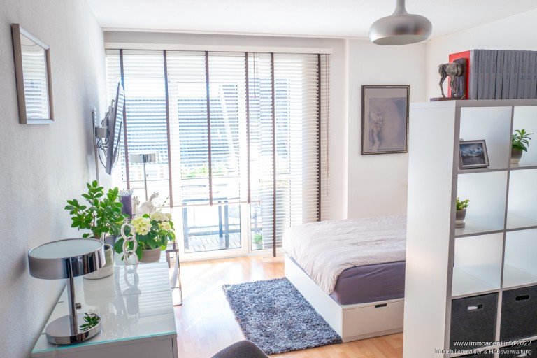 Wohn-/Schlafraum Bielefeld - Bielefeld - Mitte Etagenwohnung M�bliertes Appartment nahe dem Landgericht