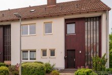 Ansicht von vorn KEINE K�UFERPROVISION - Ruhig gelegene Doppelhaush�lfte zentral in Schildesche -VERKAUFT-