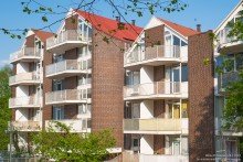Au�enansicht Studierendenappartement mit Balkon und Stellplatz in Unin�he
