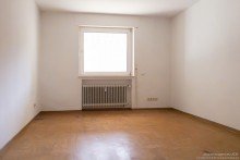 Schlafzimmer 1 Zentrale 3-Zimmer-Wohnung mit Loggia in Brackwede f�r Selbstnutzer oder Kapitalanleger -VERKAUFT-