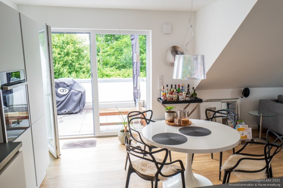 Blick auf den Balkon Dachgeschosswohnung Bielefeld